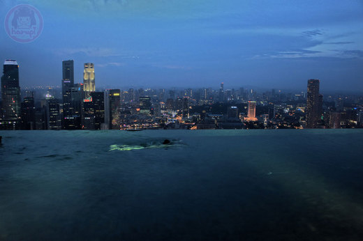 Marina Bay Sands hotel - night swim