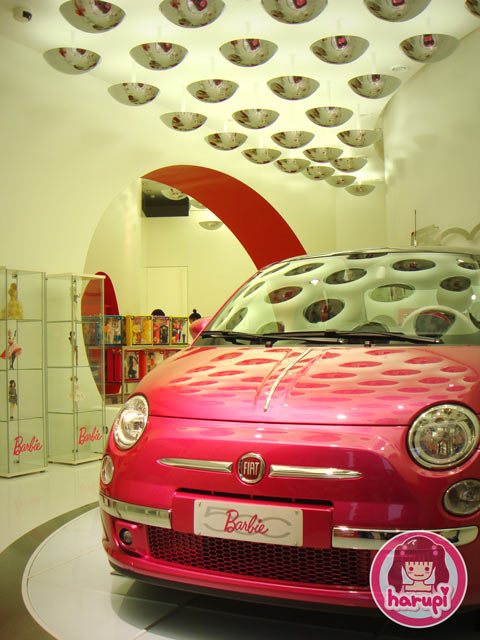 20090710_barbie_car_exterior_3