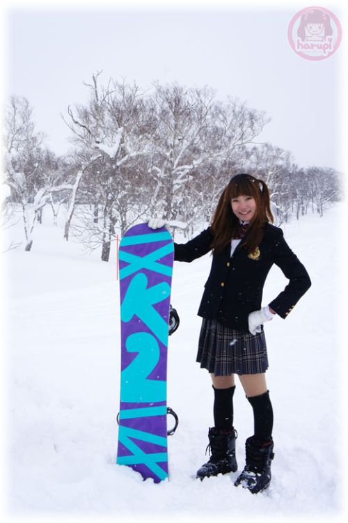 Snowboard school girl Haruka