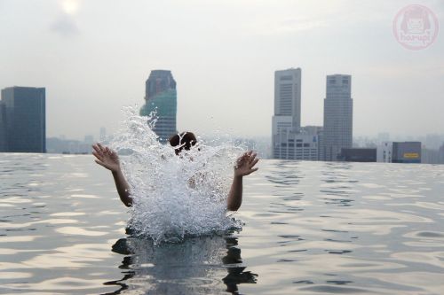 Marina Bay Sands hotel - splash at the skypool