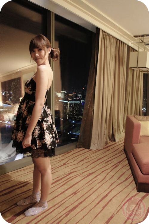 Marina Bay Sands Horizon Deluxe - ready for dinner 3