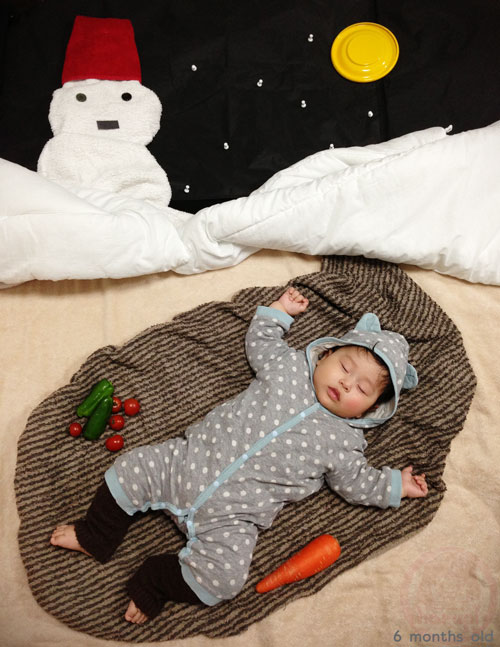 Baby sleeping-art - hibernating baby (寝相アート - 冬眠中)
