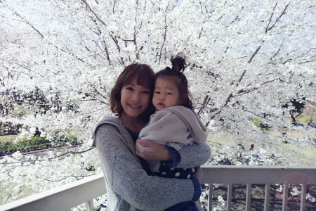 At the tower with beautiful sakura as background! 夢見ヶ崎動物公園の桜