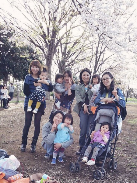 Sakura picnic "hanami" with mama-friends 夢見ヶ崎動物公園でママ友とお花見