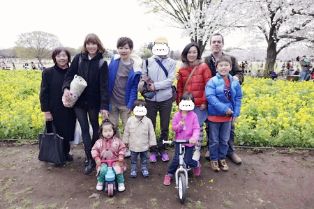 Sakura in Showa Kinen Park with friends 昭和記念公園でお花見