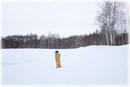 "Bye bye mommy, I will be alright in the snow"