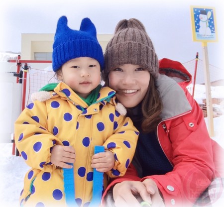 Snap in the snow with Little-big-boss
